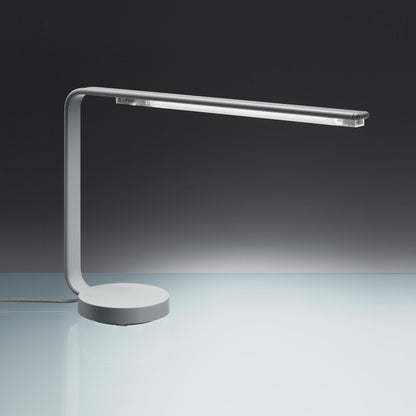 One Line Borðlampi frá Artemide