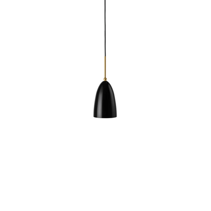 Gräshoppa Hangandi Ljós frá Gubi – Black glossy