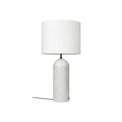 Gravity Gólflampi XL frá Gubi – White marble / Low / White